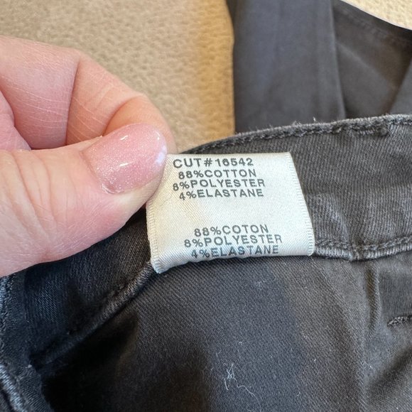 J Brand Jeans Leenah Distressed Raw Hem Fringe Black Array Goth Size 26 JB002487 - Picture 12 of 12